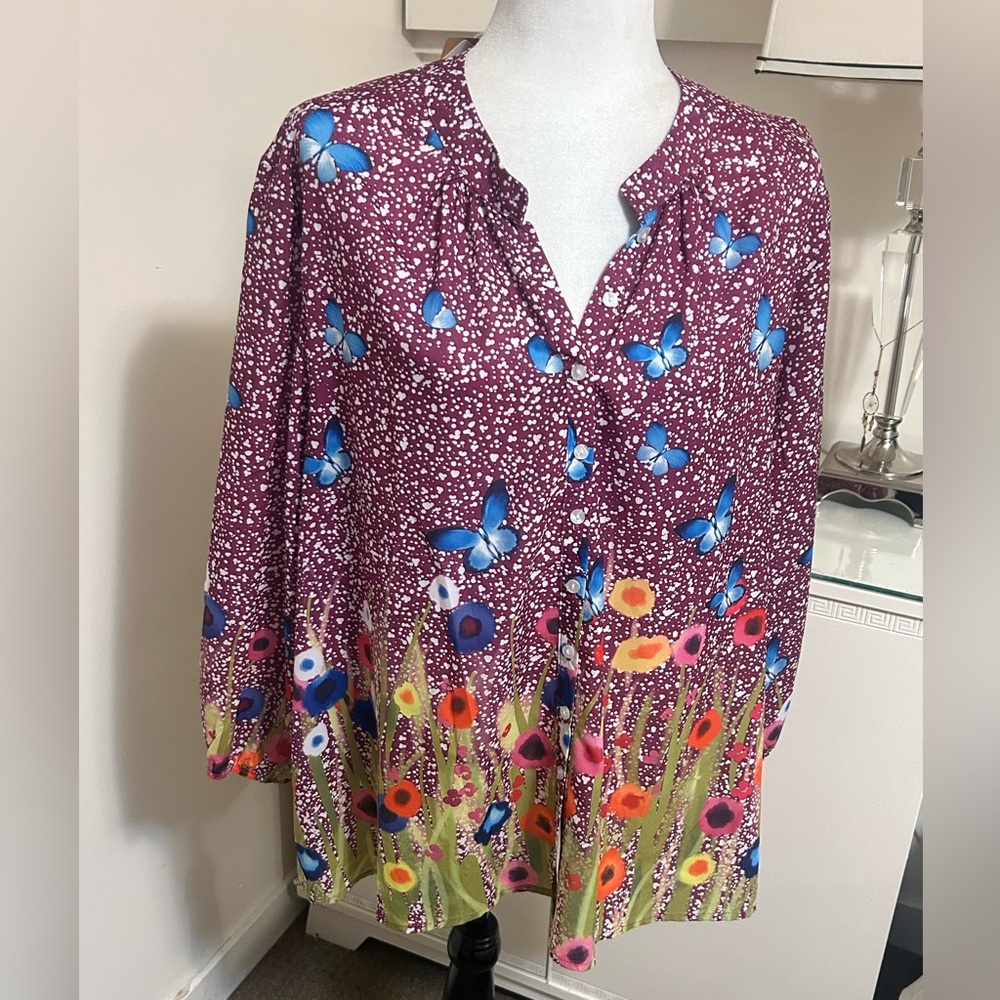 Pretty Spring Button Down Blouse